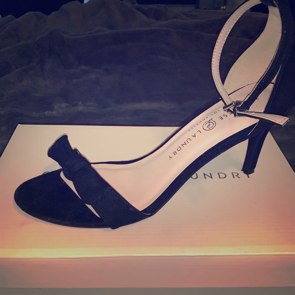 Chinese Laundry Black Suede Bow Strap Heel